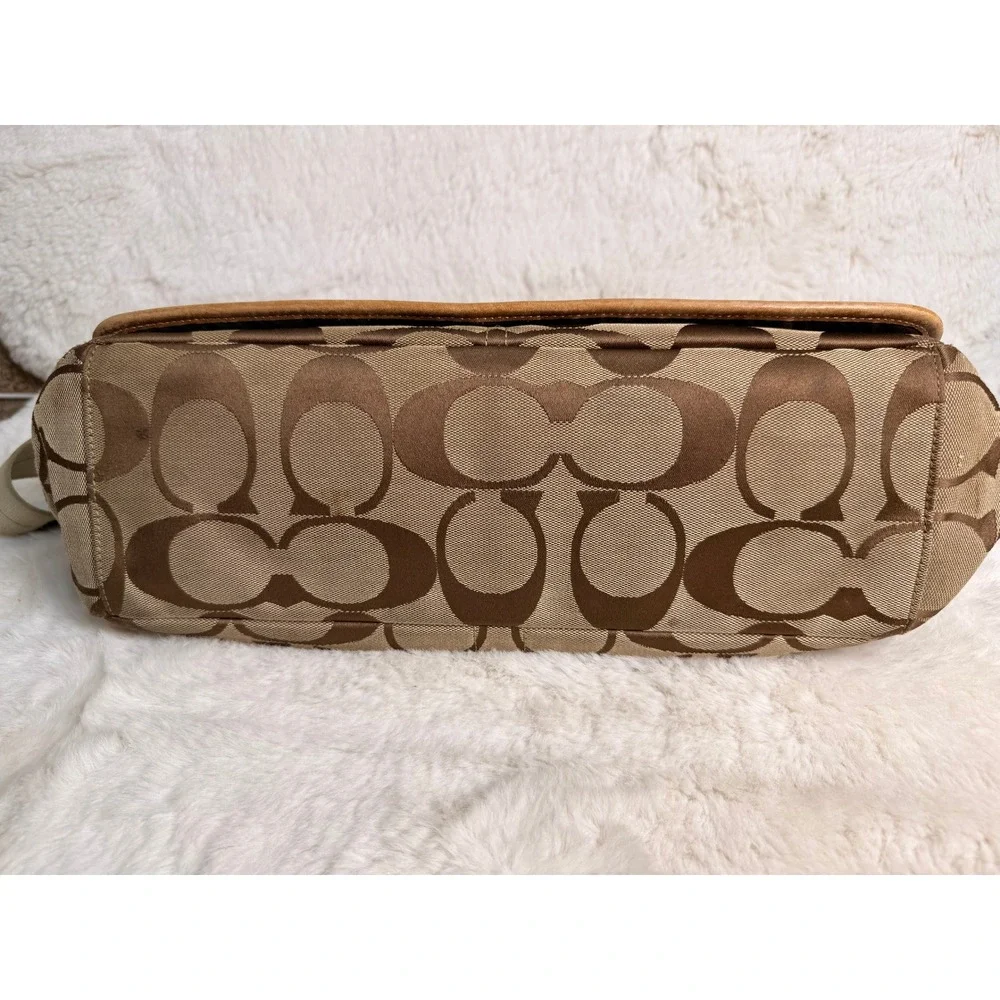 Coach signature jacquard